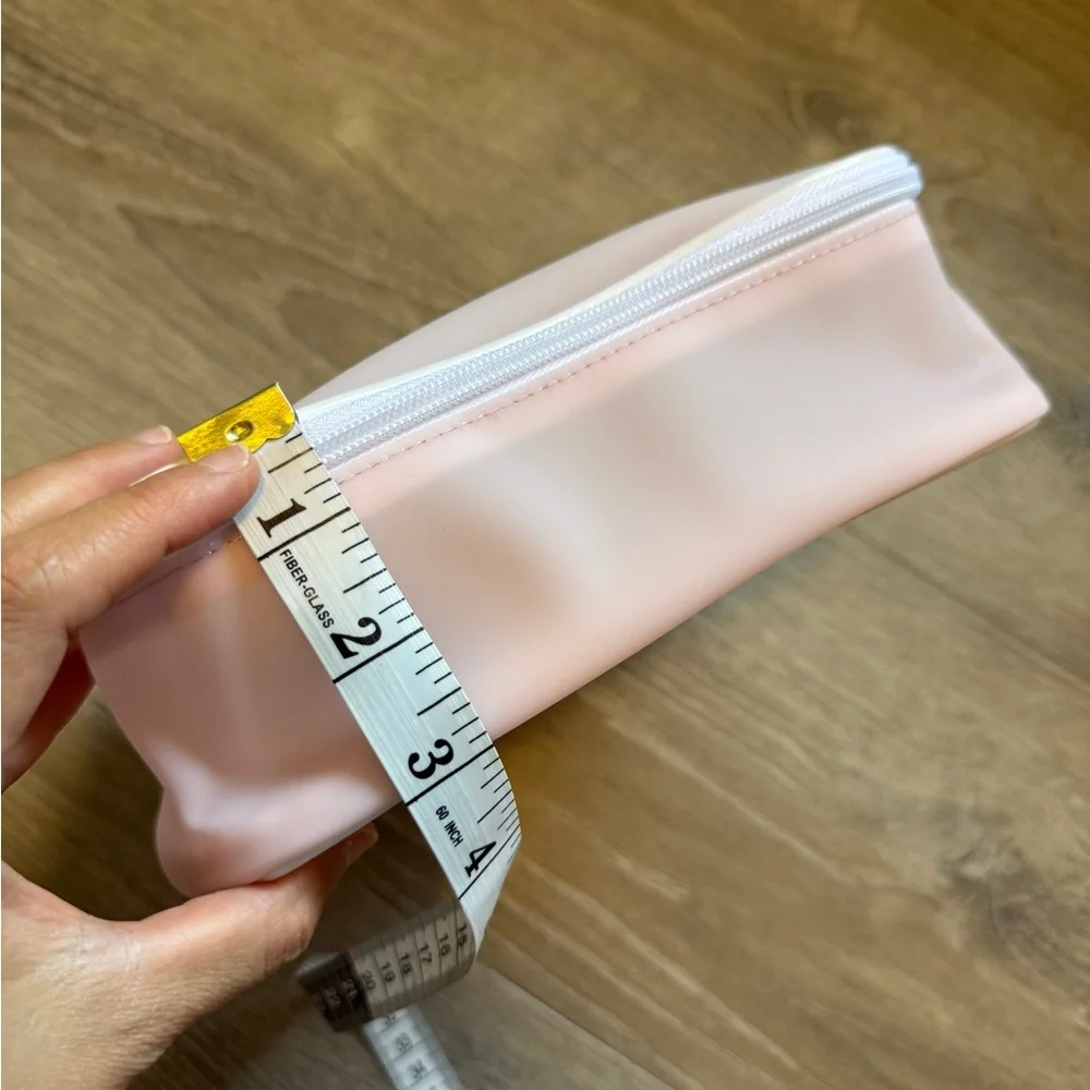 Makeup bag ~ waterproof material ~New